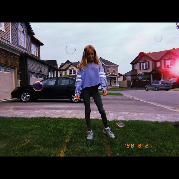 Meet your Posher, Kayleigh - Picture 1 of 1